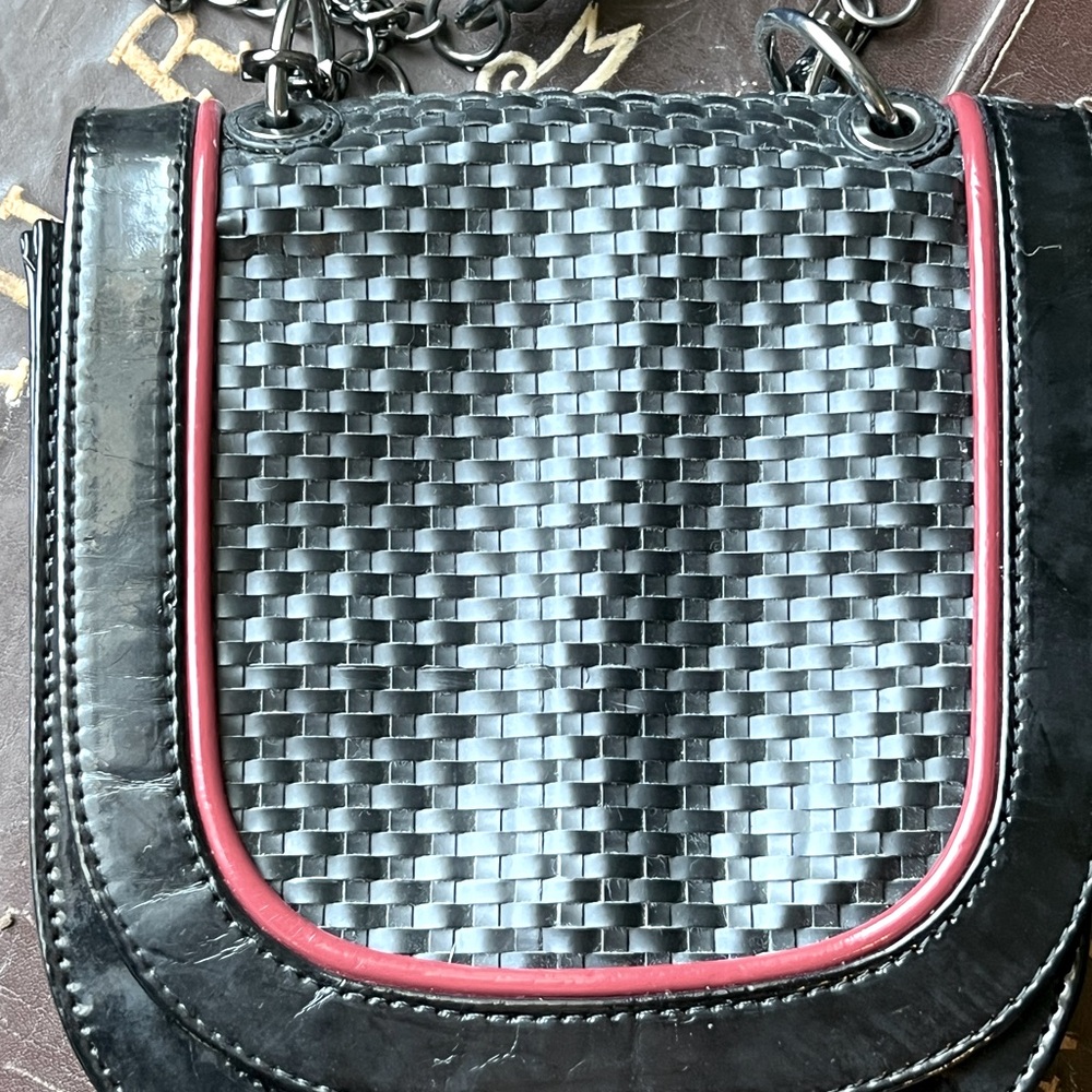 GUNAS women’s shoulder bag
